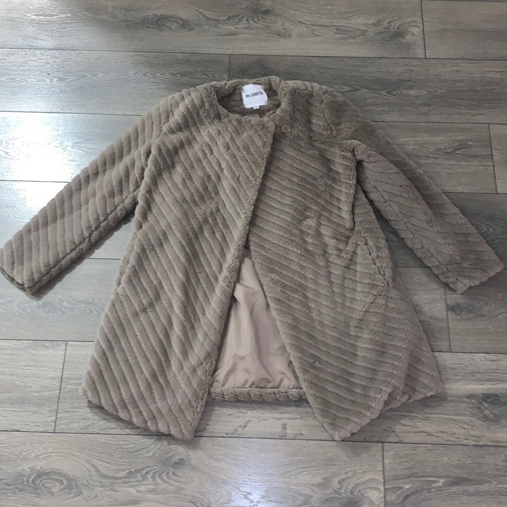 BB Dakota faux fur jacket